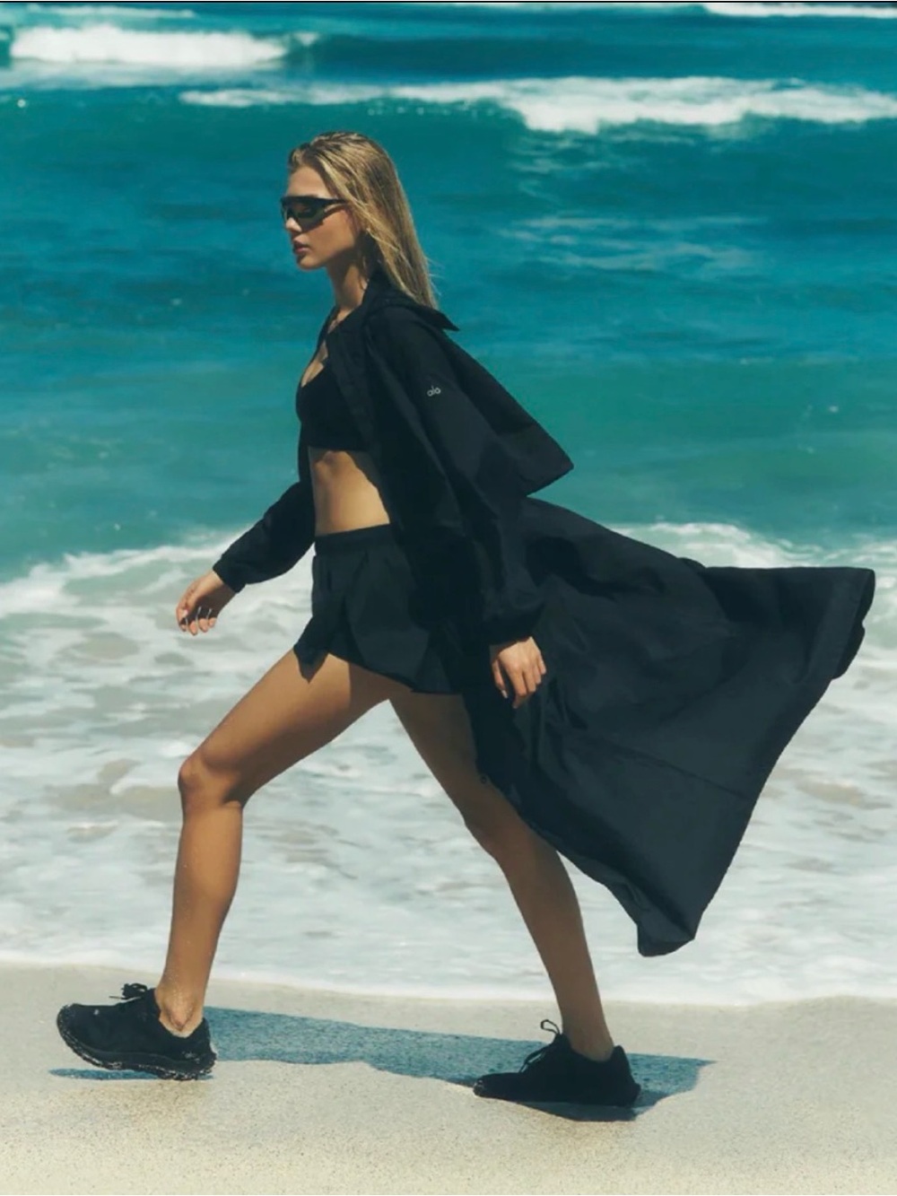 BNWT ALO YOGA Long Black Game Time Trench, sz XS